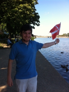 Clay with the Danish flag